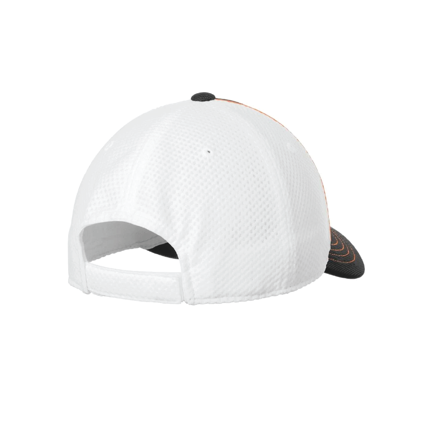Gorra trasera de malla ribeteada Sport-Tek