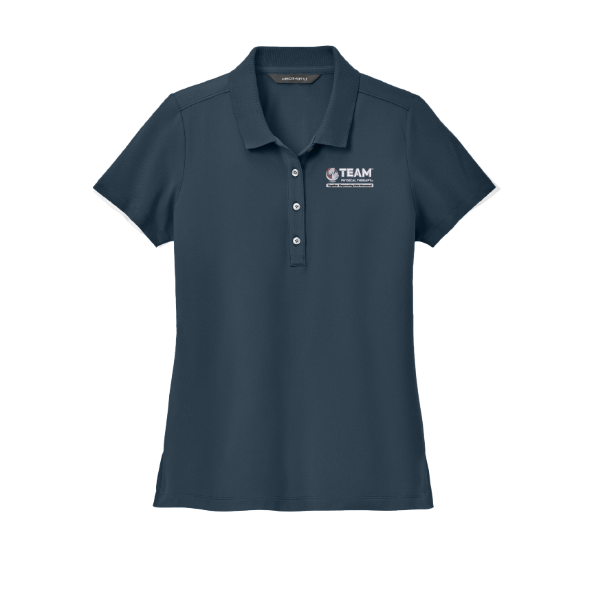 Polo de piqué elástico para mujer de Mercer+Mettle | Fisioterapia en equipo